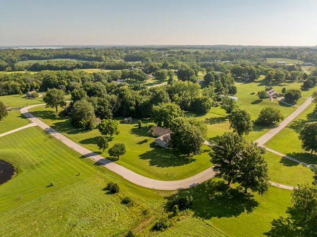 Nearby Listing Image