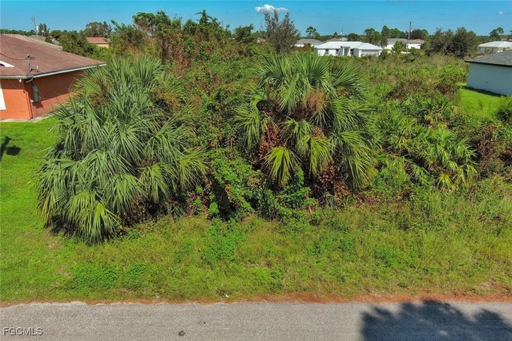 Nearby Listing Image