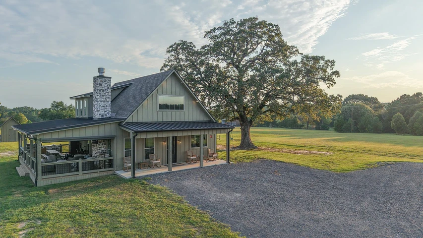 Nearby Listing Image