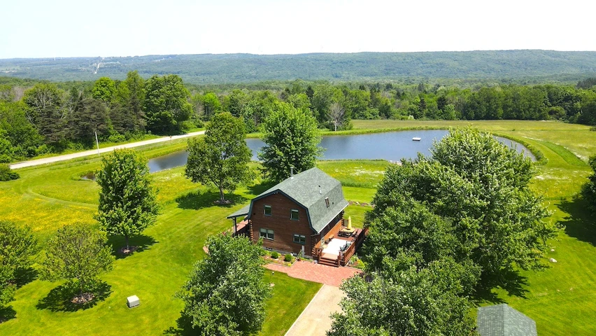Nearby Listing Image