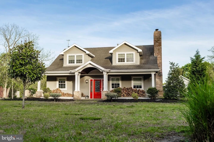 Nearby Listing Image