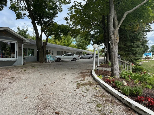 Nearby Listing Image