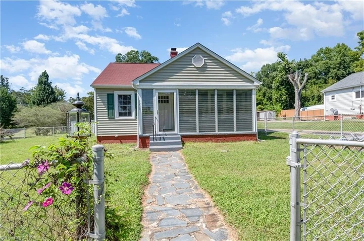 Nearby Listing Image