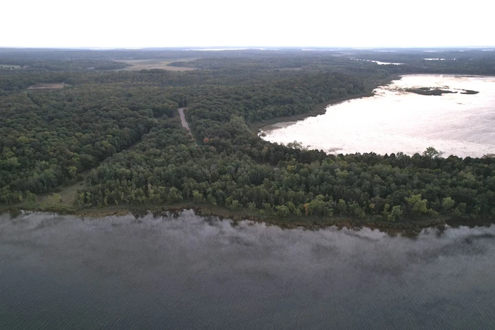 Nearby Listing Image