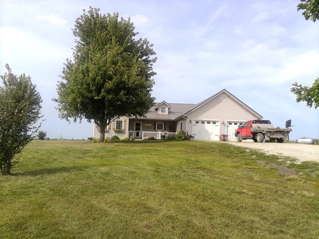 Nearby Listing Image