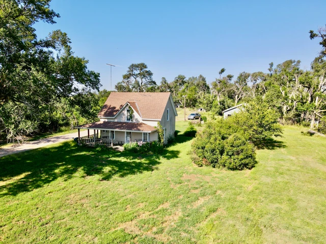 Nearby Listing Image