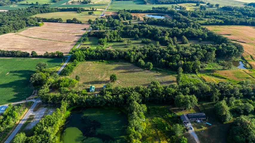 Nearby Listing Image