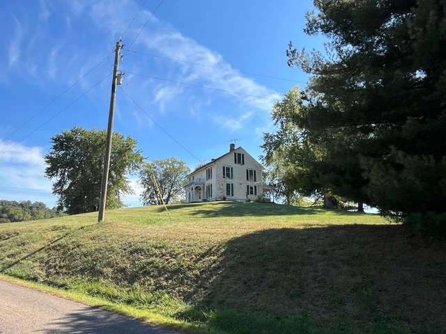 Nearby Listing Image