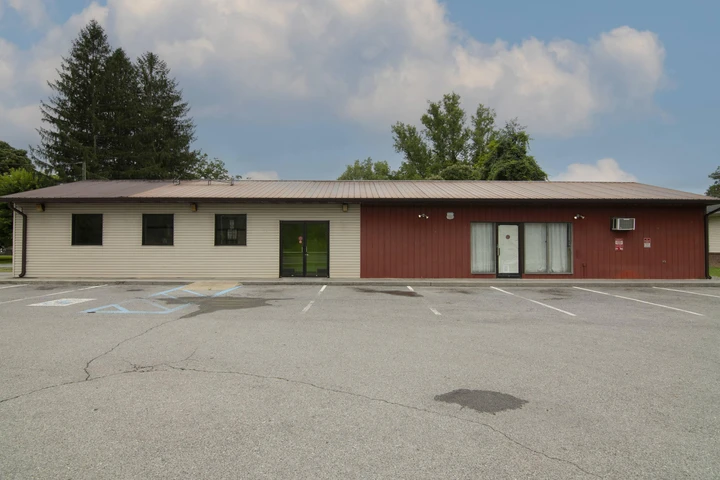 Nearby Listing Image