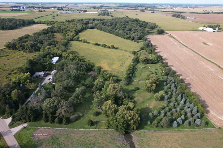 Nearby Listing Image