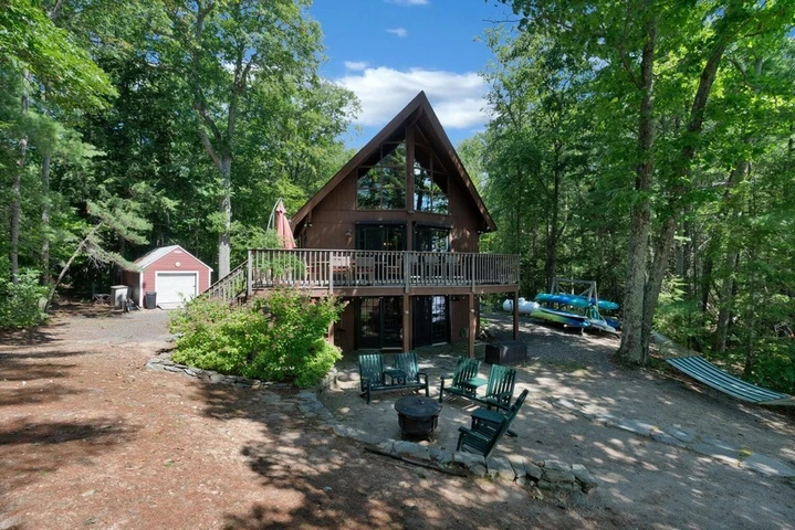 Nearby Listing Image