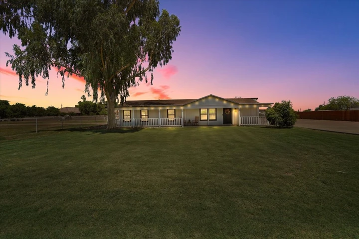 Nearby Listing Image