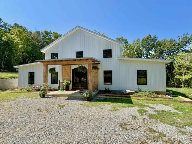 Nearby Listing Image