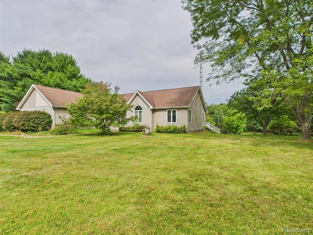 Nearby Listing Image