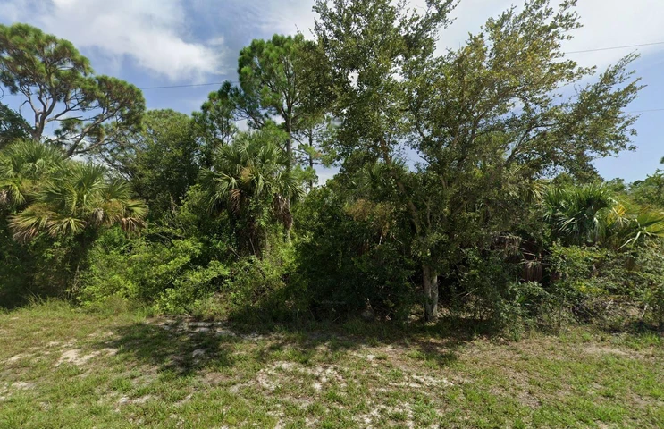 Nearby Listing Image