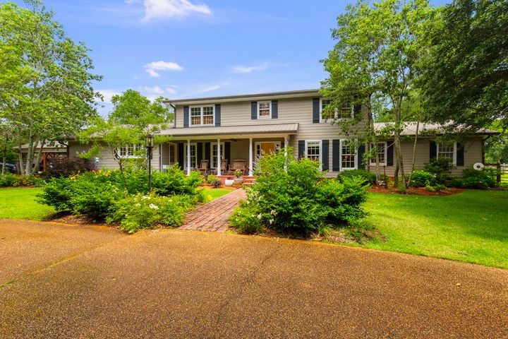 Nearby Listing Image