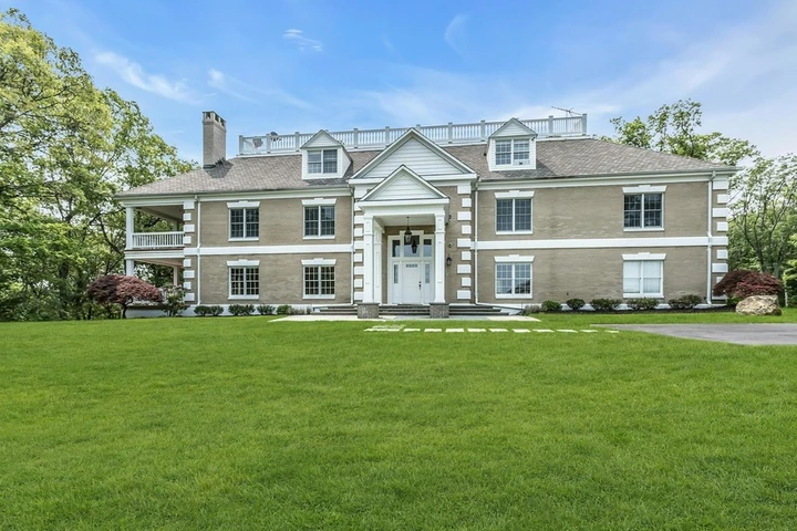 Nearby Listing Image