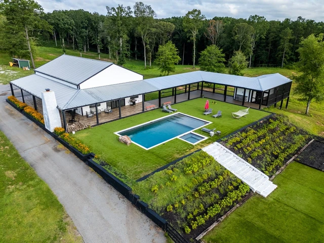 Nearby Listing Image