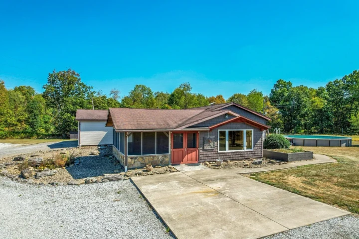 Nearby Listing Image