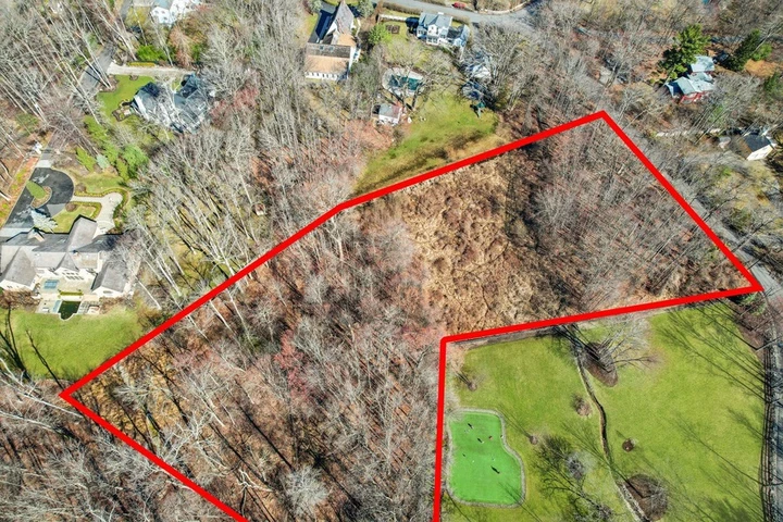 Nearby Listing Image