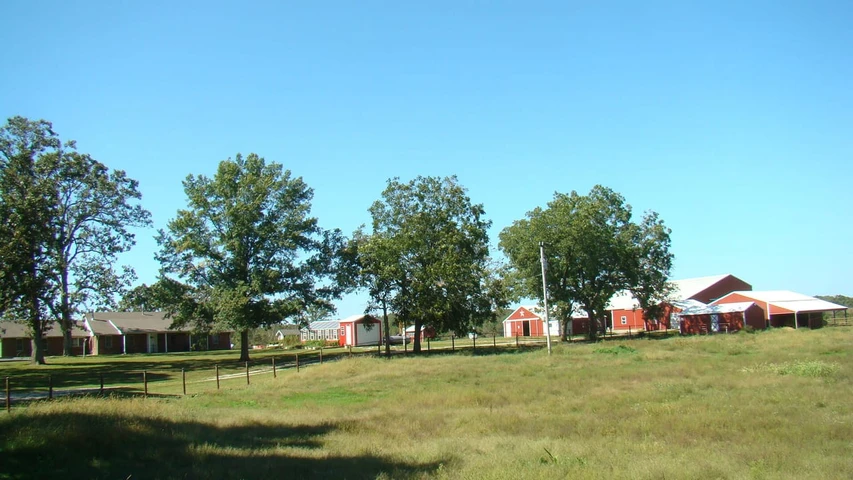 Nearby Listing Image