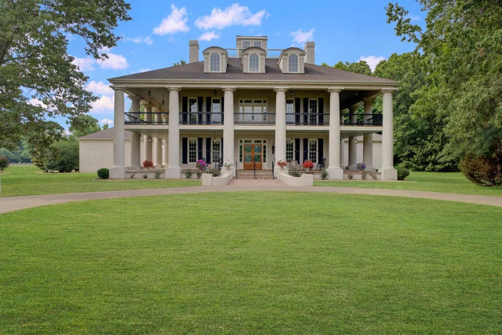 Nearby Listing Image