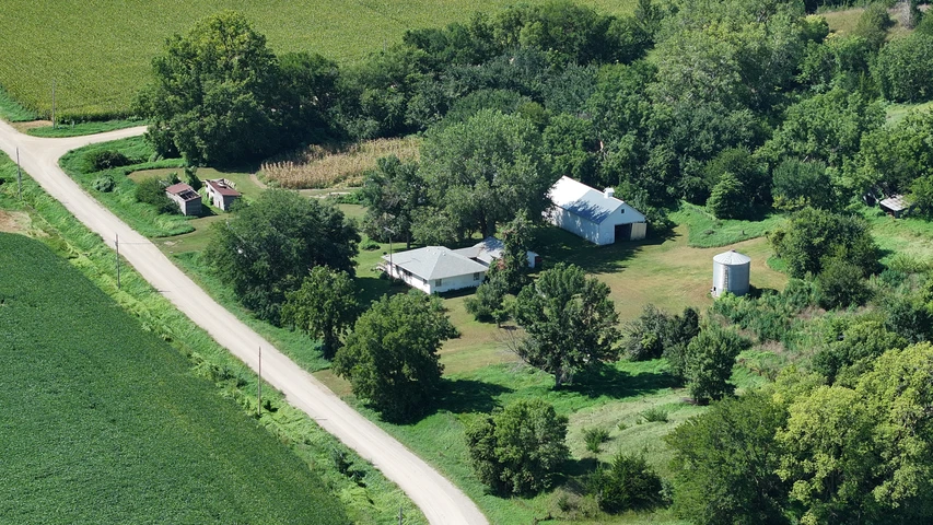 Nearby Listing Image