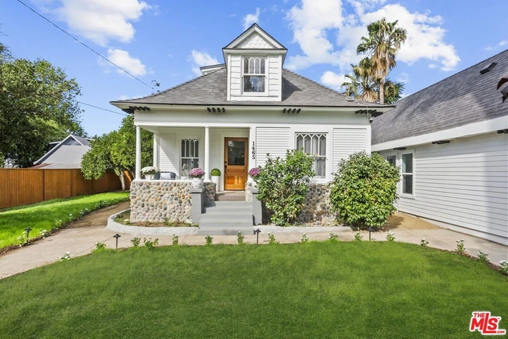 Nearby Listing Image