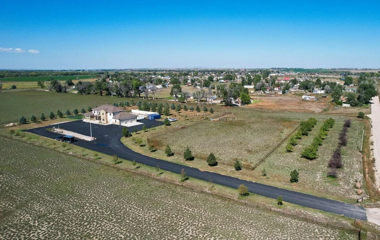 Nearby Listing Image