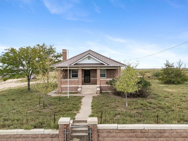 Nearby Listing Image