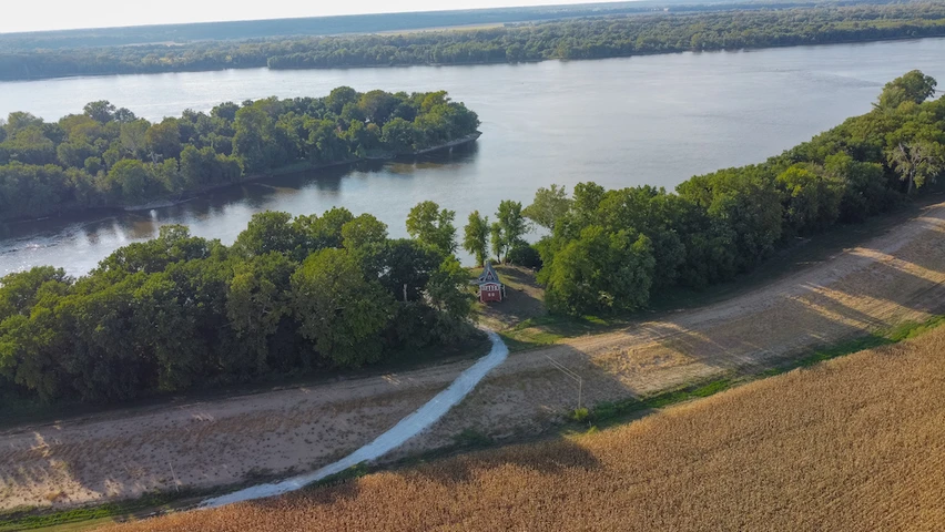 Nearby Listing Image