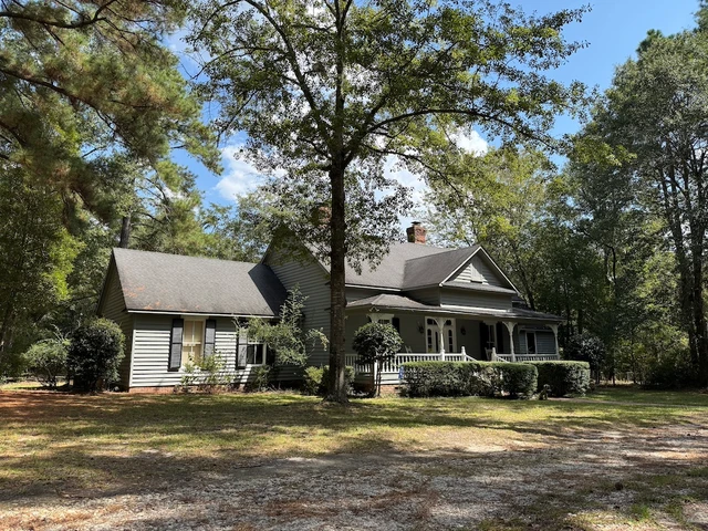 Nearby Listing Image