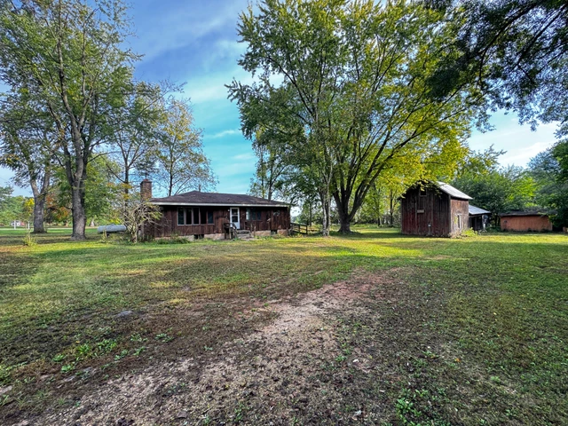 Nearby Listing Image
