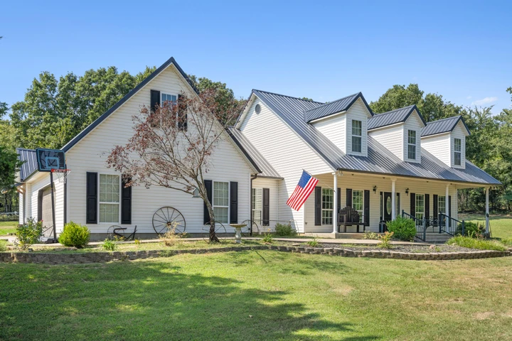 Nearby Listing Image