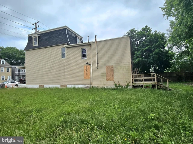 Nearby Listing Image