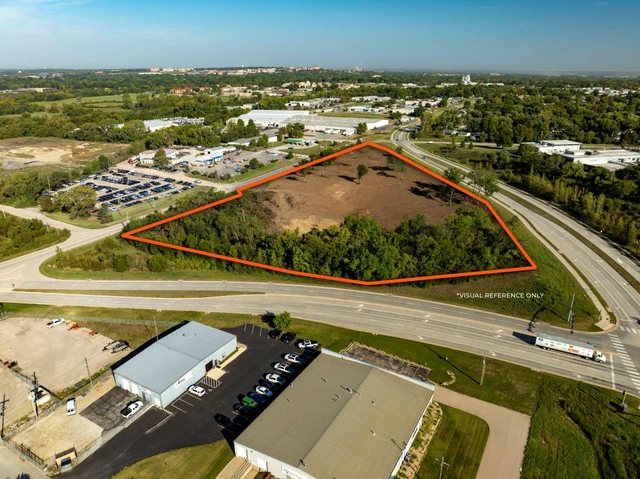 Nearby Listing Image