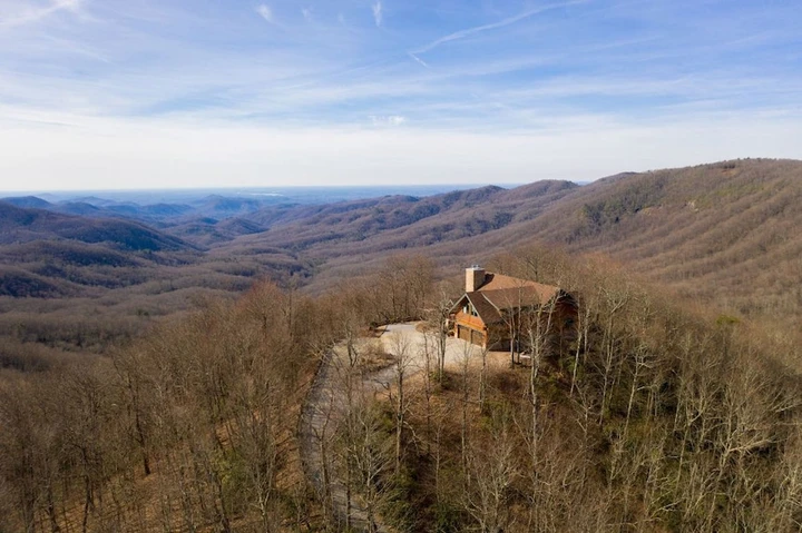 Nearby Listing Image