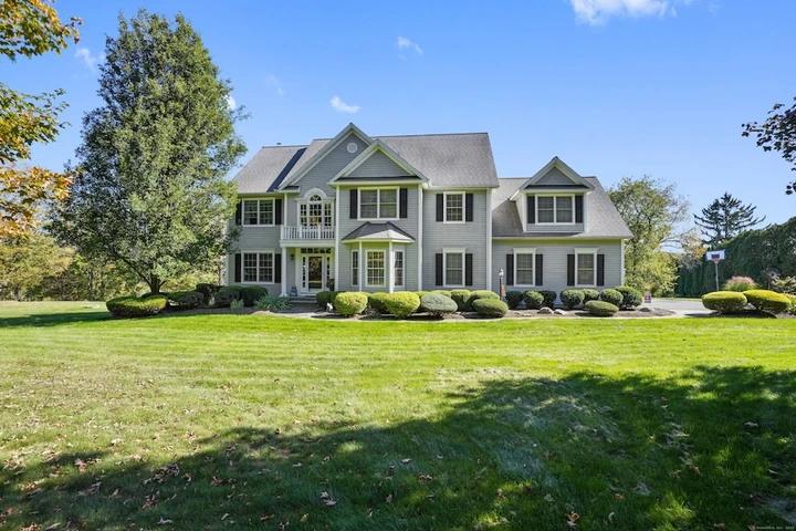 Nearby Listing Image
