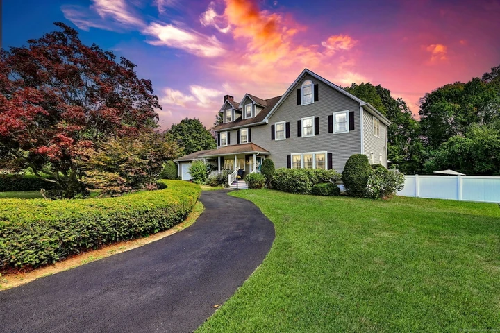 Nearby Listing Image