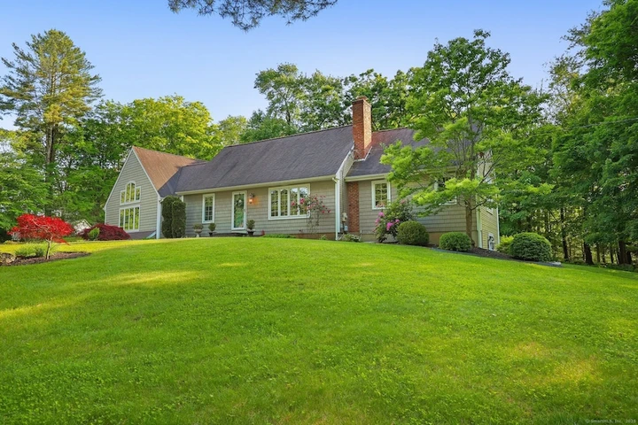 Nearby Listing Image