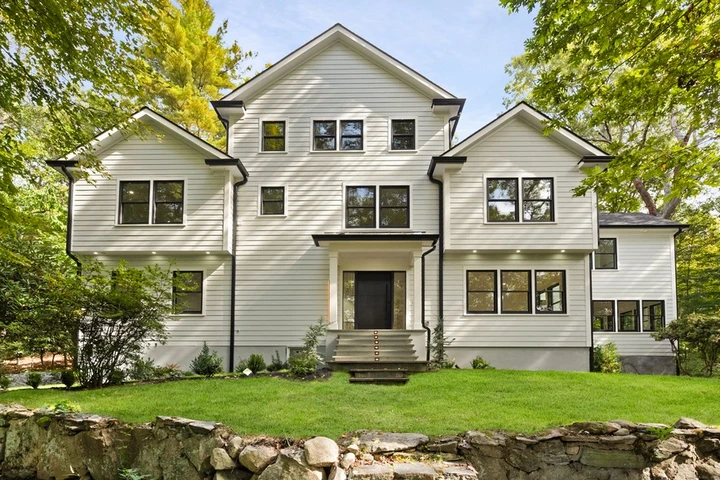Nearby Listing Image