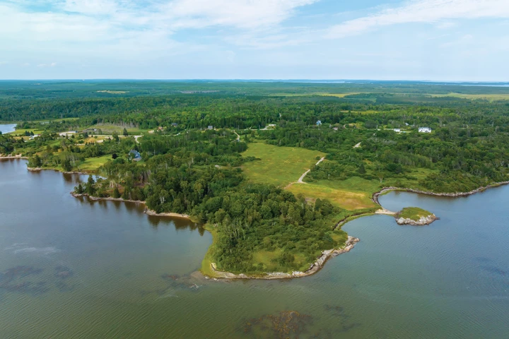 Nearby Listing Image