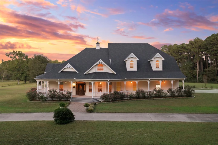 Nearby Listing Image