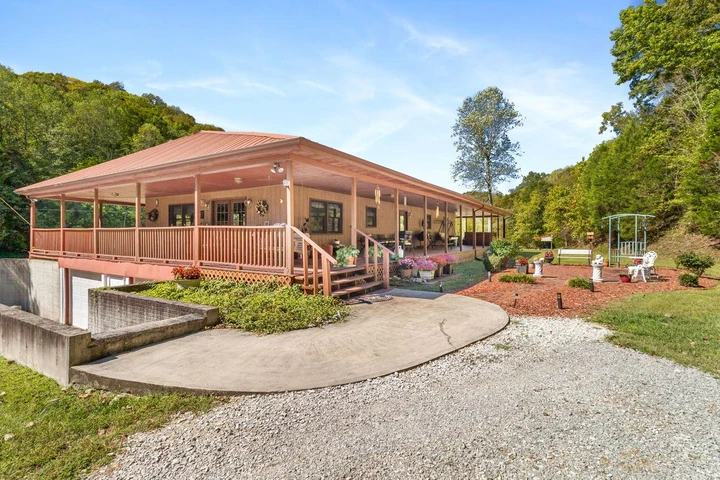 Nearby Listing Image