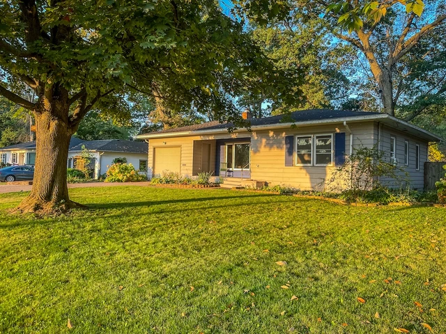 Nearby Listing Image