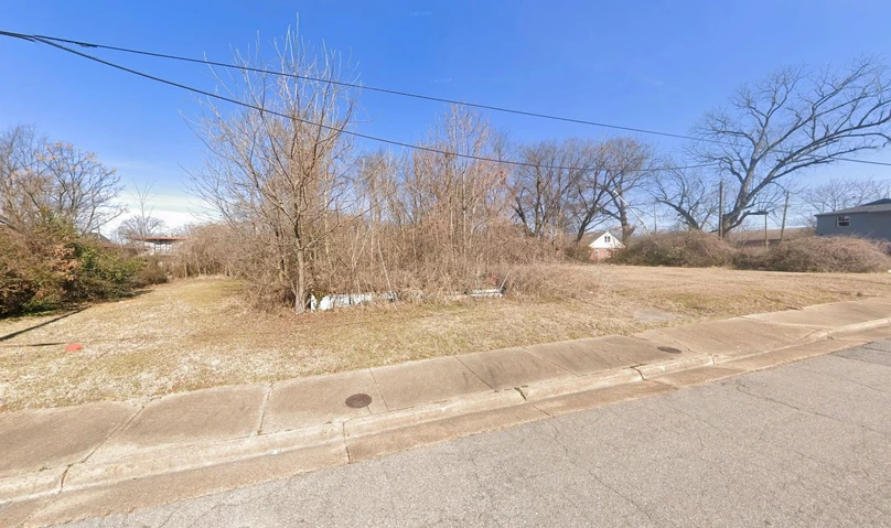 Nearby Listing Image