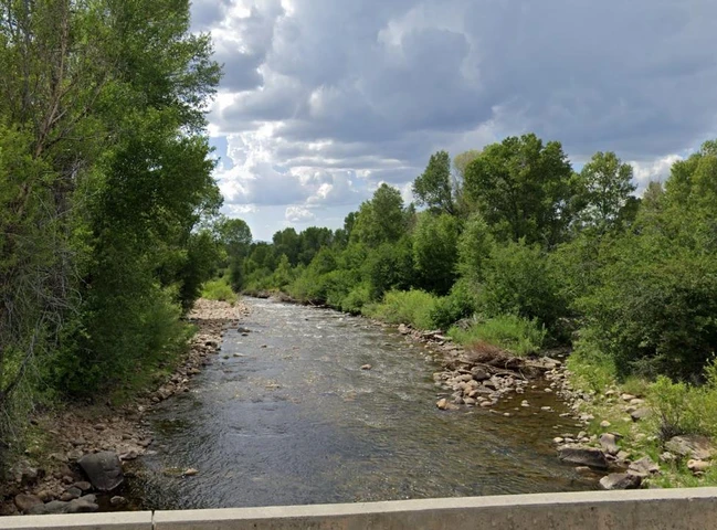 Nearby Listing Image