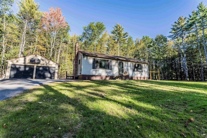 Nearby Listing Image
