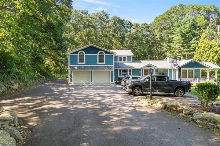Nearby Listing Image