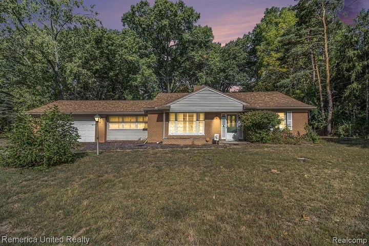 Nearby Listing Image